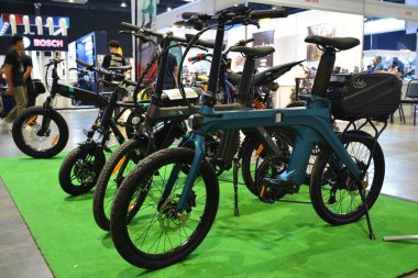 PAsay, PH - SEPT 16 - Fiido ebike 16 Eylül 2023 tarihinde Pasay, Filipinler 'de sergilendi. Performans ve yaşam tarzı fuarı, Filipinler 'de düzenlenen yıllık ulaşım etkinliğidir..