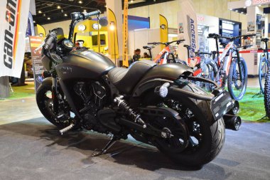 Pasay, PH - SEPT 16 - 16 Eylül 2023 tarihinde Pasay, Filipinler 'de Hintli izci performans ve yaşam tarzı fuarı. Performans ve yaşam tarzı fuarı, Filipinler 'de düzenlenen yıllık ulaşım etkinliğidir..