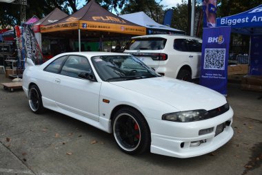 Pasay, PH-DEC 2 - Nissan ufuk çizgisi Bumper 'dan Bumper' a 19 Aralık 2023, Pasay, Filipinler. Bumper to Bumper, Filipinler 'de düzenlenen bir otomobil fuarıdır..
