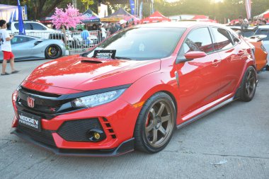 PAsay, PH-DEC 2 - Honda civic Bumper 'dan Bumper' a 19 Aralık 2023, Pasay, Filipinler. Bumper to Bumper, Filipinler 'de düzenlenen bir otomobil fuarıdır..