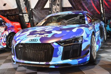Pasay, PH-18 - 18 Kasım 2023 'te Filipinler' deki Manila Oto Salonu 'nda Audi r8. Manila Auto Salon, Filipinler 'de düzenlenen bir pazar sonrası araba etkinliğidir..