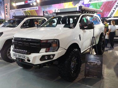 Pasay, PH-18 - Ford Everest 18 Kasım 2023 tarihinde Pasay, Filipinler 'de Manila Oto Salonu' nda. Manila Auto Salon, Filipinler 'de düzenlenen bir pazar sonrası araba etkinliğidir..