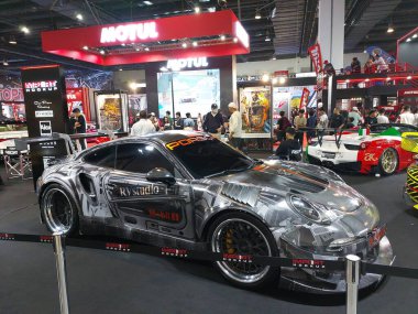 Pasay, PH - NOV 18 - Porsche gt3 18 Kasım 2023 tarihinde Pasay, Filipinler 'de Manila Auto Salon' da. Manila Auto Salon, Filipinler 'de düzenlenen bir pazar sonrası araba etkinliğidir..