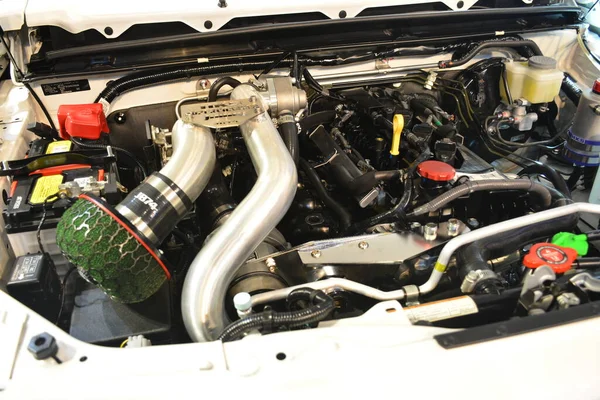 Pasay, PH - NOV 18 - Suzuki jimny motor Manila Oto Salon 'da 18 Kasım 2023 Pasay, Filipinler. Manila Auto Salon, Filipinler 'de düzenlenen bir pazar sonrası araba etkinliğidir..