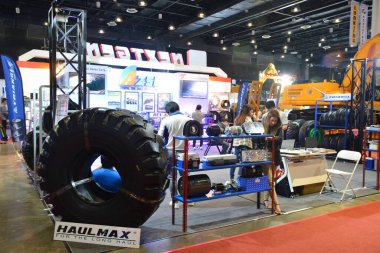 Pasay, PH-11 - Philconstruct 'daki Haulmax standı 11 Kasım 2023, Pasay, Filipinler. Philconstruct, Filipinler 'de yıllık bir inşaat fuarıdır..