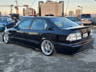 QUEZON CITY, PH - JAN 24 - Honda civic at Shinnenkai car meet on January 24, 2024, Quezon City, Filipinler. Shinnenkai, Filipinler 'de düzenlenen bir otomobil yarışması..