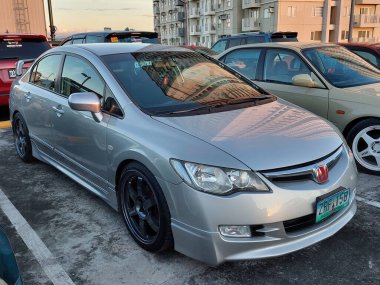 QUEZON CITY, PH - JAN 24 - Honda civic at Shinnenkai car meet on January 24, 2024, Quezon City, Filipinler. Shinnenkai, Filipinler 'de düzenlenen bir otomobil yarışması..