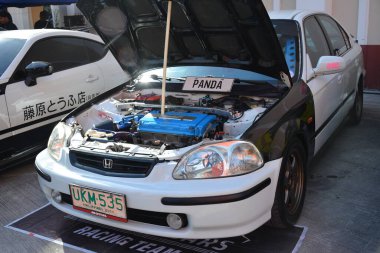 MANILA, PH-27 Ocak 2024 'te Manila, Filipinler' de Revolve Car Show 'da Honda civic. Revolve, Filipinler 'de San Beda Üniversitesi' nde düzenlenen yıllık bir otomobil fuarıdır..