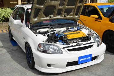MANILA, PH-JAN 27 - Honda civic spoon sporları Revolve Car Show 'da 27 Ocak 2024 tarihinde Manila, Filipinler' de. Revolve, Filipinler 'de San Beda Üniversitesi' nde düzenlenen yıllık bir otomobil fuarıdır..