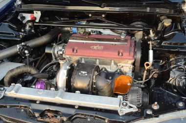 PARANAQUE, PH - 15 Haziran - Vtec gecesinde Honda Acord motoru 15 Haziran 2024, Paranaque, Filipinler. Vtec gecesi Filipinler 'de düzenlenen bir araba buluşması..