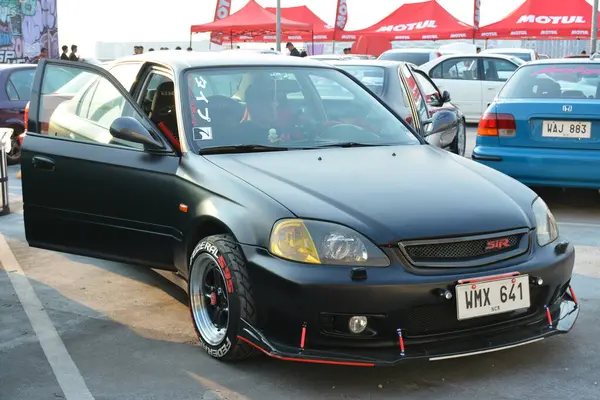 PARANAQUE, PH - 15 Haziran - Vtec gecesinde Honda civic 15 Haziran 2024, Paranaque, Filipinler. Vtec gecesi Filipinler 'de düzenlenen bir araba buluşması..