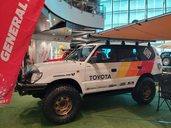 stock image QUEZON CITY, PH - JUNE 12 - Toyota land cruiser at Black Rhino wheels vehicle display on June 12, 2024 in Quezon City, Philippines. Concept one is a rims and wheel retail shop in Philippines.