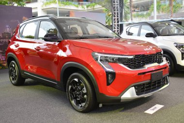 PARANAQUE, PH - 9 Haziran - Kia Sonet 'in 9 Haziran 2024' te Paranaque, Filipinler 'de başlattığı Kia sonet gösterisi. Kia, Güney Kore merkezli bir araba üreticisi.. 