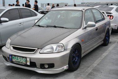 PARANAQUE, PH - 9 Haziran - Honda Civic Juice 'da 9 Haziran 2024 tarihinde Paranaque, Filipinler' de buluştu. Meyve suyu, Filipinler 'de düzenlenen bir otomobil yarışması..