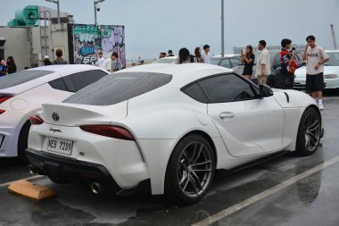 PARANAQUE, PH - 9 Haziran - Toyota supra gr Juice 'da 9 Haziran 2024 tarihinde Paranaque, Filipinler' de buluştu. Meyve suyu, Filipinler 'de düzenlenen bir otomobil yarışması..