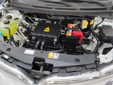 Pasay, PH - 1 Haziran - Vinfast vfe34 motoru 1 Haziran 2024 tarihinde Pasay, Filipinler 'de fırlatıldı. Vinfast, Vietnam merkezli bir elektrikli araç üreticisi..