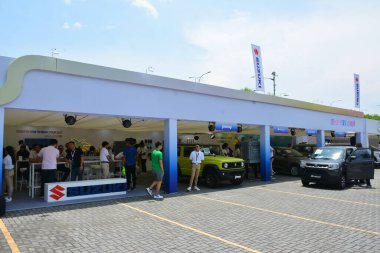 Pasay, PH - 11 Mayıs - Suzuki standı 11 Mayıs 2024 tarihinde Pasay, Filipinler 'de Autofest test sürüşünde. Autofest, Filipinler 'de her yıl düzenlenen bir test sürüşü otomobil etkinliğidir..