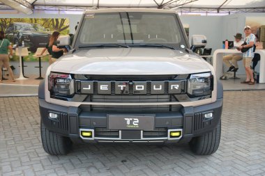 Pasay, PH - 11 Mayıs - Jetour T2 11 Mayıs 2024 tarihinde Pasay, Filipinler 'de Autofest test sürüşünde. Autofest, Filipinler 'de her yıl düzenlenen bir test sürüşü otomobil etkinliğidir..