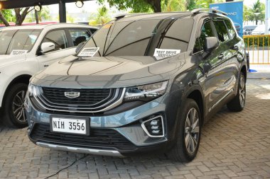 Pasay, PH - 11 Mayıs - Geely Okavango 11 Mayıs 2024 tarihinde Pasay, Filipinler 'de Autofest test sürüşünde. Autofest, Filipinler 'de her yıl düzenlenen bir test sürüşü otomobil etkinliğidir..