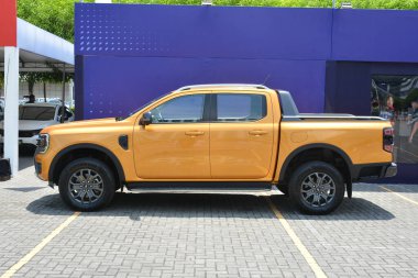 Pasay, PH - 11 Mayıs - Ford Ranger 11 Mayıs 2024 tarihinde Pasay, Filipinler 'de Autofest test sürüşünde. Autofest, Filipinler 'de her yıl düzenlenen bir test sürüşü otomobil etkinliğidir..