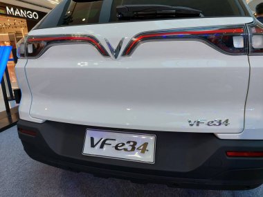 Pasay, PH - 1 Haziran - Vinfast Vfe34 1 Haziran 2024 tarihinde Pasay, Filipinler 'de Vinfast otomobili fırlatıldı. Vinfast, Vietnam merkezli bir elektrikli araç üreticisi..