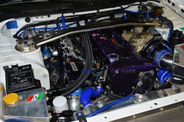 MUNTINLUPA, PH - JAN 28 - Nissan gtr motor 28 Ocak 2024 tarihinde Muntinlupa, Filipinler 'de Neo klasik araba fuarında. Neo Classic, Filipinler 'de düzenlenen bir pazar sonrası araba fuarıdır..
