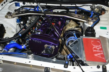 MUNTINLUPA, PH - JAN 28 - Nissan gtr motor 28 Ocak 2024 tarihinde Muntinlupa, Filipinler 'de Neo klasik araba fuarında. Neo Classic, Filipinler 'de düzenlenen bir pazar sonrası araba fuarıdır..