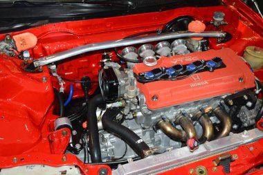 MUNTINLUPA, PH - JAN 28 - Honda crx motoru 28 Ocak 2024 tarihinde Muntinlupa, Filipinler 'de Neo klasik araba fuarında. Neo Classic, Filipinler 'de düzenlenen bir pazar sonrası araba fuarıdır..