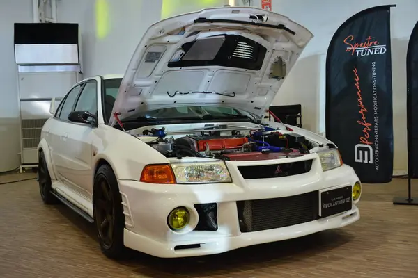 stock image MUNTINLUPA, PH - JAN 28 - Mitsubishi lancer evolution at Neo classic car show on January 28, 2024 in Muntinlupa, Philippines. Neo classic is a aftermarket car show event held in Philippines.