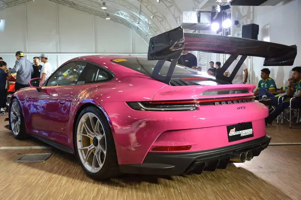 stock image MUNTINLUPA, PH - JAN 28 - Porsche gt3 at Neo classic car show on January 28, 2024 in Muntinlupa, Philippines. Neo classic is a aftermarket car show event held in Philippines.