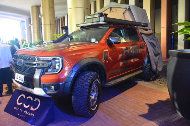 PARANAQUE, PH - 3 Şubat - Ford Ranger 3 Şubat 2024 tarihinde Paranaque, Filipinler 'deki City of Dreams Auto Show' da. City of Dreams Auto Show, Filipinler 'de düzenlenen bir otomobil fuarıdır..