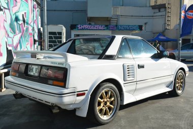 PARANAQUE, PH - 3 Şubat - Toyota Bay 2 Legit Manila 1620 'de 3 Şubat 2024' te Paranaque, Filipinler 'de buluşacak. Legit Manila 1620, Filipinler 'de düzenlenen bir otomobil yarışması..