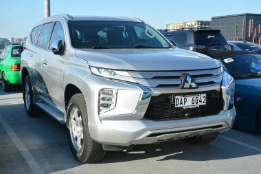 PARANAQUE, PH - MAR 3 - Mitsubishi Montero 3 Mart 2024 tarihinde Paranaque, Filipinler 'de bir araya geldi. Medya karışımı, Filipinler 'de düzenlenen bir otomobil yarışması..