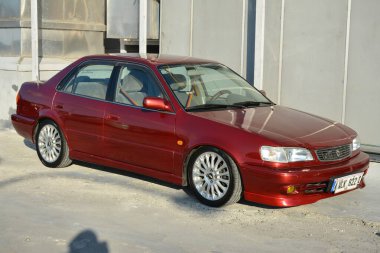 PARANAQUE, PH - MAR 3 - Toyota corolla 3 Mart 2024 tarihinde Paranaque, Filipinler 'de bir araya geldi. Medya karışımı, Filipinler 'de düzenlenen bir otomobil yarışması..