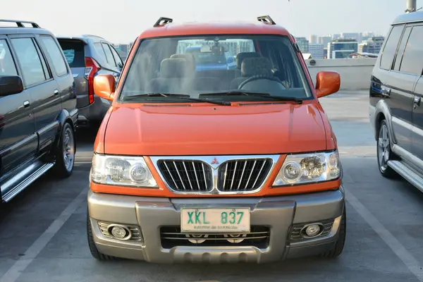 stock image PARANAQUE, PH - MAR 17 - Mitsubishi adventure at AUV Pinas on March 17, 2024 in Paranaque, Philippines. AUV (Asian Utility Vehicle) Pinas is a car meet event held in Philippines.