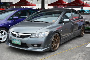 PASIG, PH - MAR 23 - Honda Civic 23 Mart 2024 tarihinde Pasig, Filipinler 'de araba kulüpleri savaşında. Araba Kulübü Muharebesi, Filipinler 'de düzenlenen bir araba fuarıdır..