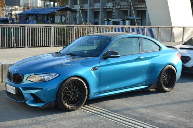 PASIG, PH - APR. 21 - 21 Nisan 2024 'te Filipinler, Pasig' de Angie King ile otomobilde buluştu. Angie King bir araba meraklısı ve Filipinler 'de bir araba yarışması düzenledi..