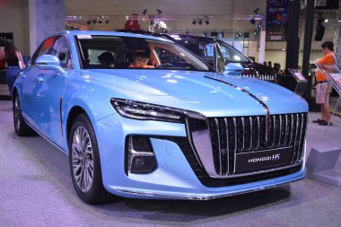 PASAY, PH - APR. 7 - Hongqi h5 Manila Uluslararası Otomobil Fuarı 7 Nisan 2024 tarihinde Pasay, Filipinler 'de. Manila International Auto Show, Filipinler 'de düzenlenen yıllık otomobil fuarıdır..