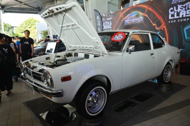 Pasay, PH - APR 6 - Mitsubishi Lancer Manila Uluslararası Otomobil Fuarı 'nda 6 Nisan 2024 tarihinde Pasay, Filipinler' de. Manila International Auto Show, Filipinler 'de her yıl düzenlenen bir otomobil fuarıdır..