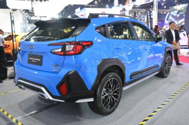 Pasay, PH - APR 6 - Manila Uluslararası Otomobil Fuarı 'nda Subaru kavşağı 6 Nisan 2024 tarihinde Pasay, Filipinler' de. Manila International Auto Show, Filipinler 'de her yıl düzenlenen bir otomobil fuarıdır..