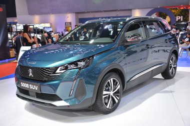 Pasay, PH - APR 6 - Peugeot 5008 Manila Uluslararası Otomobil Fuarı 'nda 6 Nisan 2024 tarihinde Pasay, Filipinler' de. Manila International Auto Show, Filipinler 'de her yıl düzenlenen bir otomobil fuarıdır..