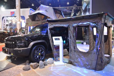 Pasay, PH - APR 6 - Jetour t2 Manila Uluslararası Otomobil Fuarı 'nda 6 Nisan 2024 tarihinde Pasay, Filipinler' de. Manila International Auto Show, Filipinler 'de her yıl düzenlenen bir otomobil fuarıdır..