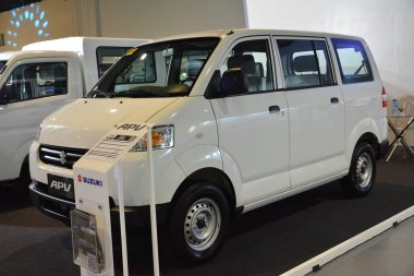 Pasay, PH - 20 Temmuz - Suzuki apv Filipin ticari araç fuarında 20 Temmuz 2024 tarihinde Pasay, Filipinler 'de. Filipin ticari araç fuarı Filipinler 'de yıllık bir kamyon fuarıdır..
