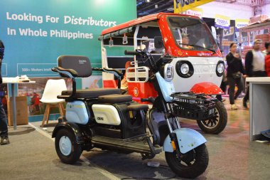Pasay, PH - MAR 24 - Qiang sheng ebike 24 Mart 2024 tarihinde Pasay, Filipinler 'de gerçekleştirildi. İçerideki yarış, Filipinler 'de her yıl düzenlenen bir motosiklet gösterisi..