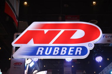 Pasay, PH - MAR 24 - 24 Mart 2024 'te Filipinler' deki Inside Racing Bike Fest and Trade Show 'da lastik tabela. İçerideki yarış, Filipinler 'de her yıl düzenlenen bir motosiklet gösterisi..