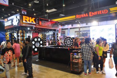 Pasay, PH - MAR 24 - 24 Mart 2024 'te Filipinler' deki Inside Racing Bike Fest and Trade Show 'da Rk standı. İçerideki yarış, Filipinler 'de her yıl düzenlenen bir motosiklet gösterisi..