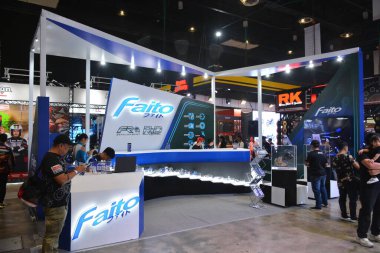 Pasay, PH - MAR 24 - 24 Mart 2024 'te Filipinler' deki Inside Racing Bike Fest and Trade Show 'da Faito standı. İçerideki yarış, Filipinler 'de her yıl düzenlenen bir motosiklet gösterisi..