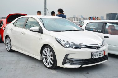 Paranak, PH - 24 AUG - Toyota corolla Brokeboys 'un arabasında 24 Ağustos 2024' te Paranaque, Filipinler 'de buluşuyor. Brokeboys, Filipinler 'de bir araba yarışması düzenleyen bir araba organizatörü..