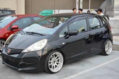 Paranak, PH - 24 AUG - Brokeboys Car 'da Honda Jazz 24 Ağustos 2024' te Paranaque, Filipinler 'de buluşuyor. Brokeboys, Filipinler 'de bir araba yarışması düzenleyen bir araba organizatörü..