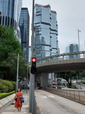CENTRAL, HK - 26 Mayıs - Lippo merkez cephesi, 26 Mayıs 2024, Central, Hong Kong. Lippo merkezi Hong Kong 'da ikiz bir gökdelendir..